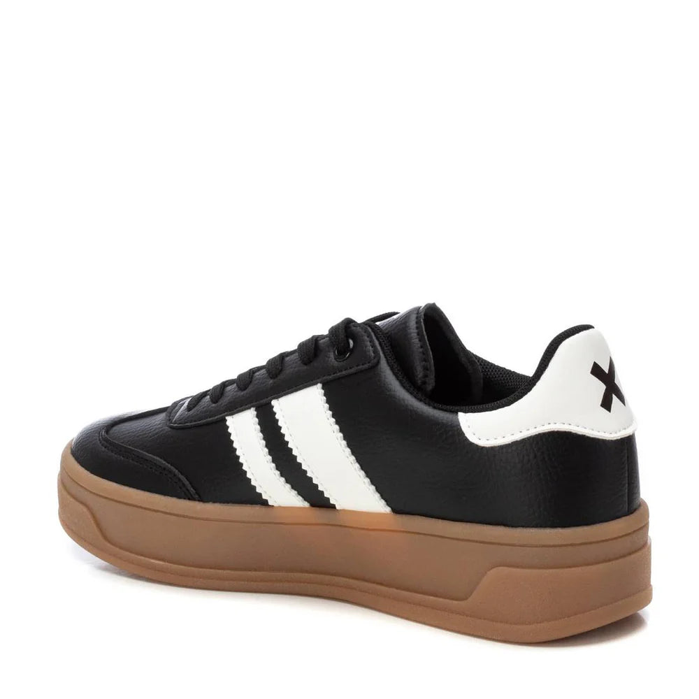 Zapatilla Negra - XTI