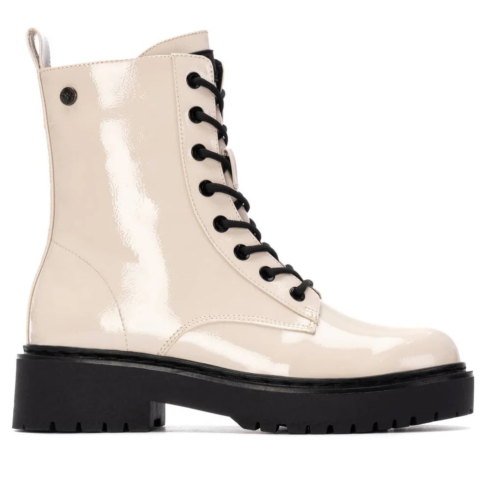 NOVEDAD Botas Charol Blancas - XTI