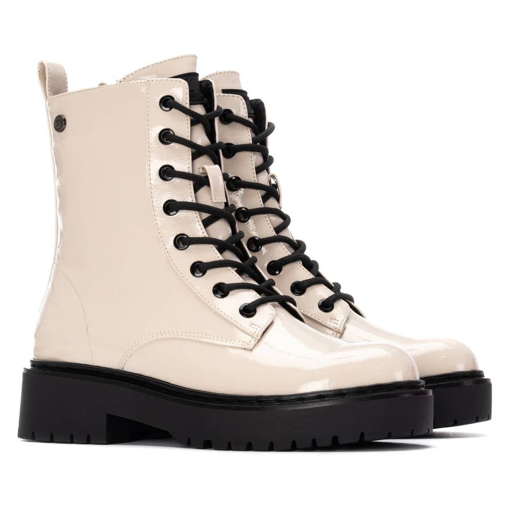 NOVEDAD Botas Charol Blancas - XTI