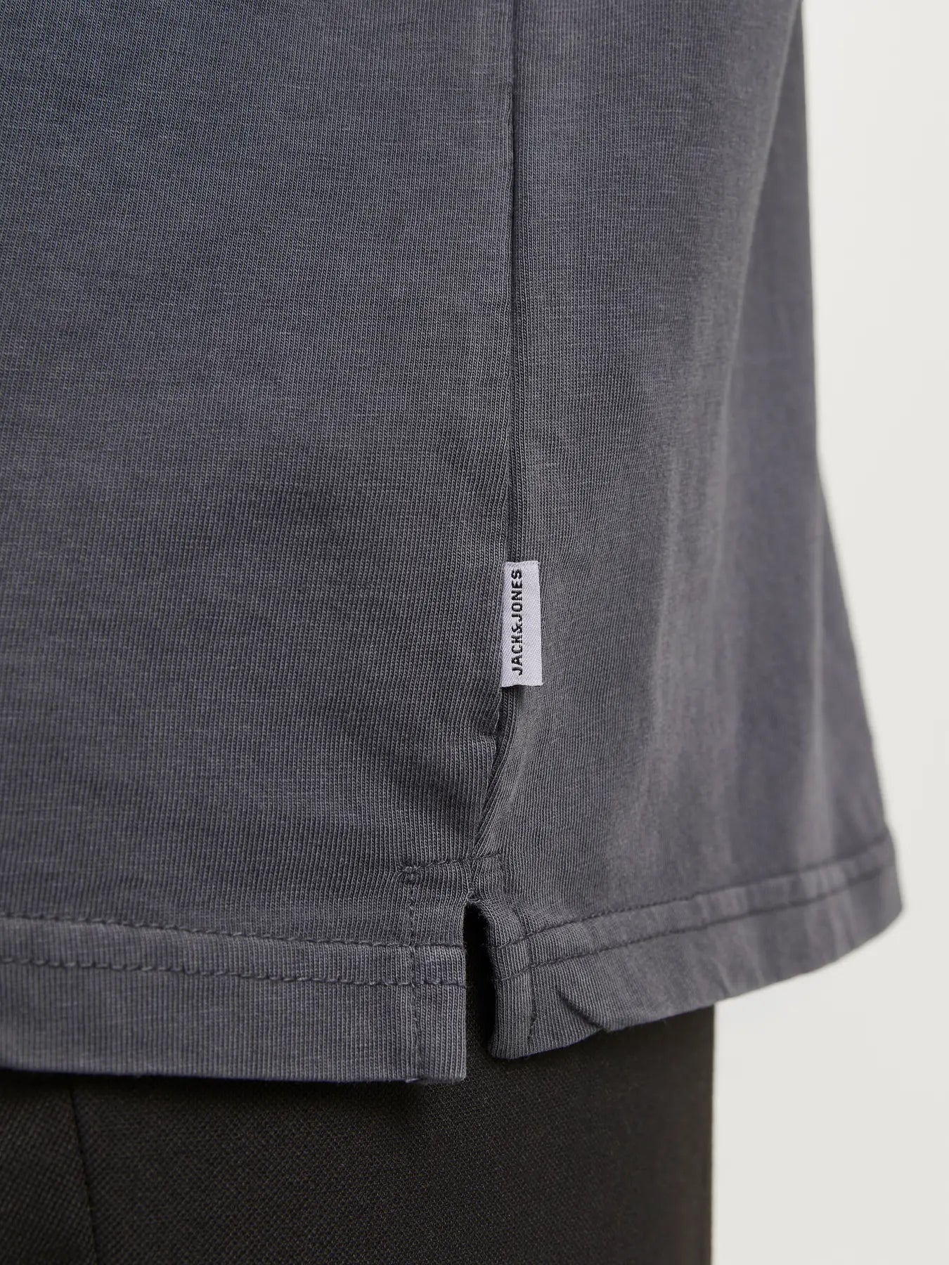 Camiseta Oversize Gris Oscuro - Jack & Jones