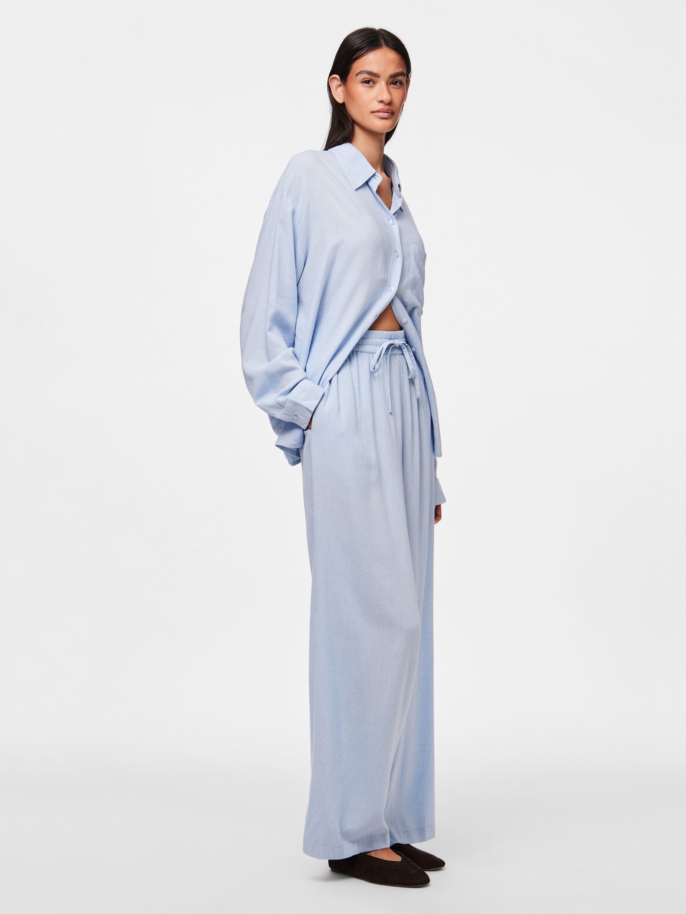 NOVEDAD Pantalón Celeste - Pieces