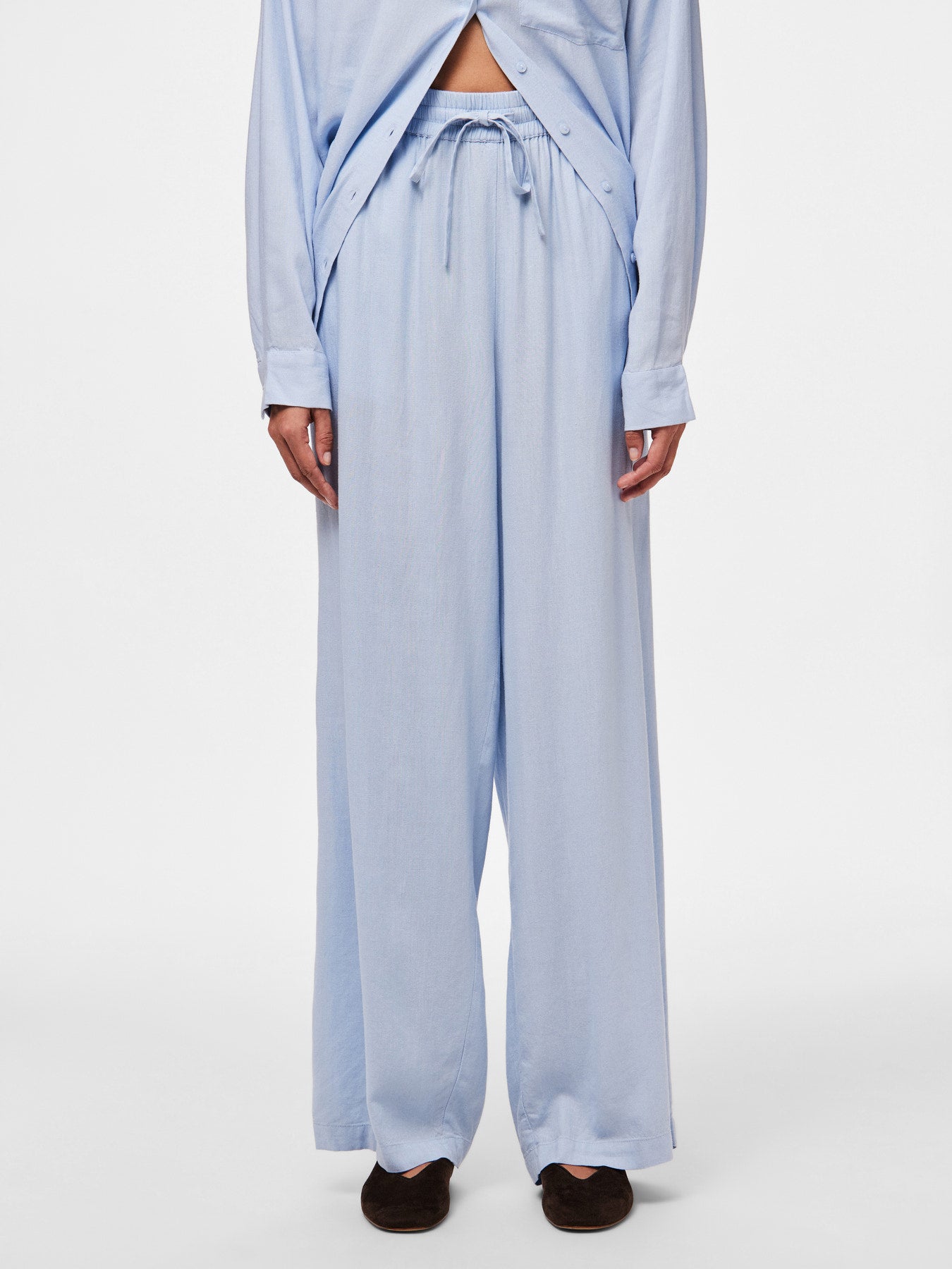 NOVEDAD Pantalón Celeste - Pieces