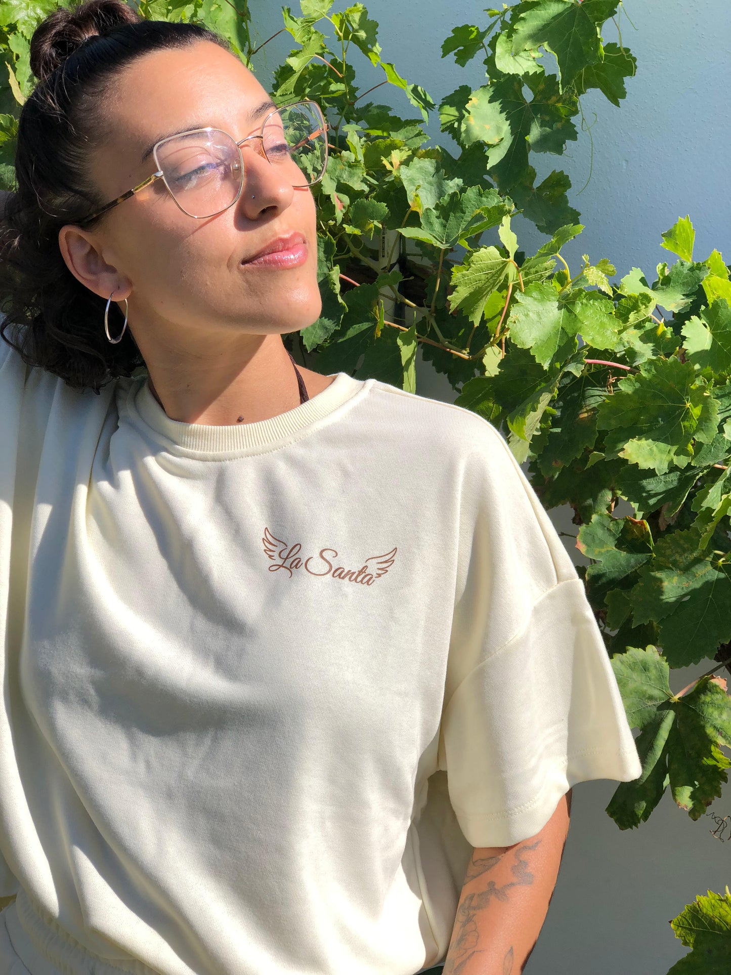 Camiseta Colección Summer Beige - La Santa