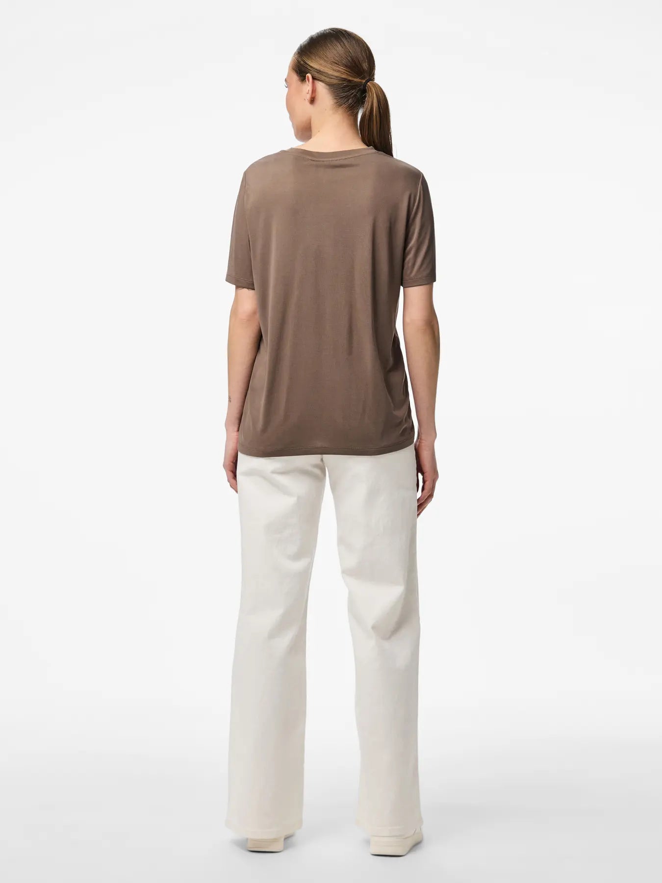 NOVEDAD Camiseta Marrón - Pieces
