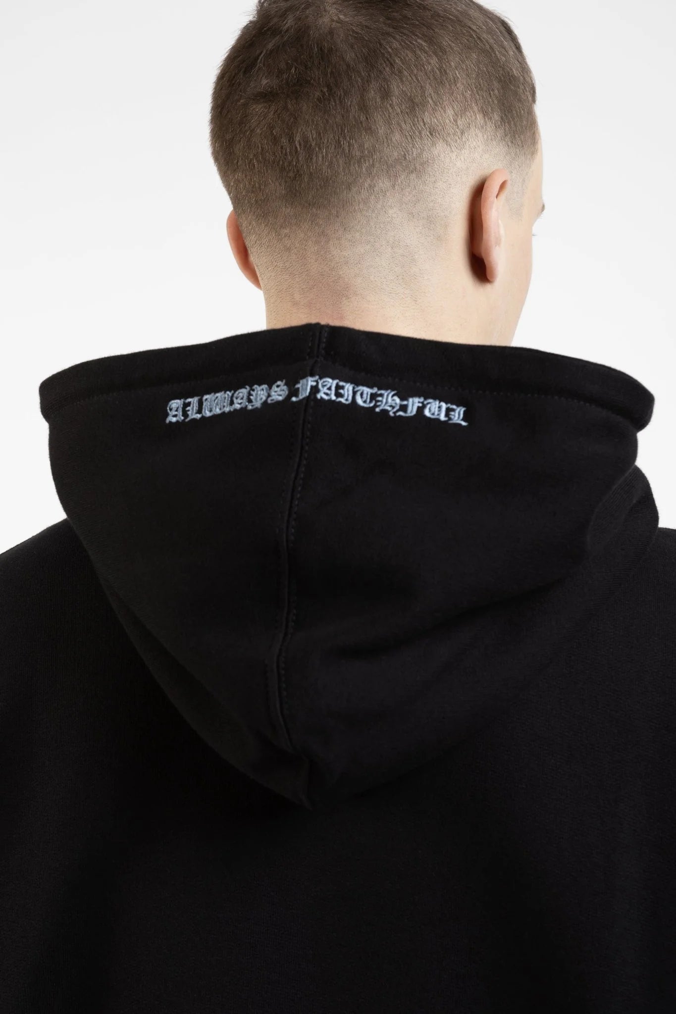 Sudadera Knuckles - Wasted Paris