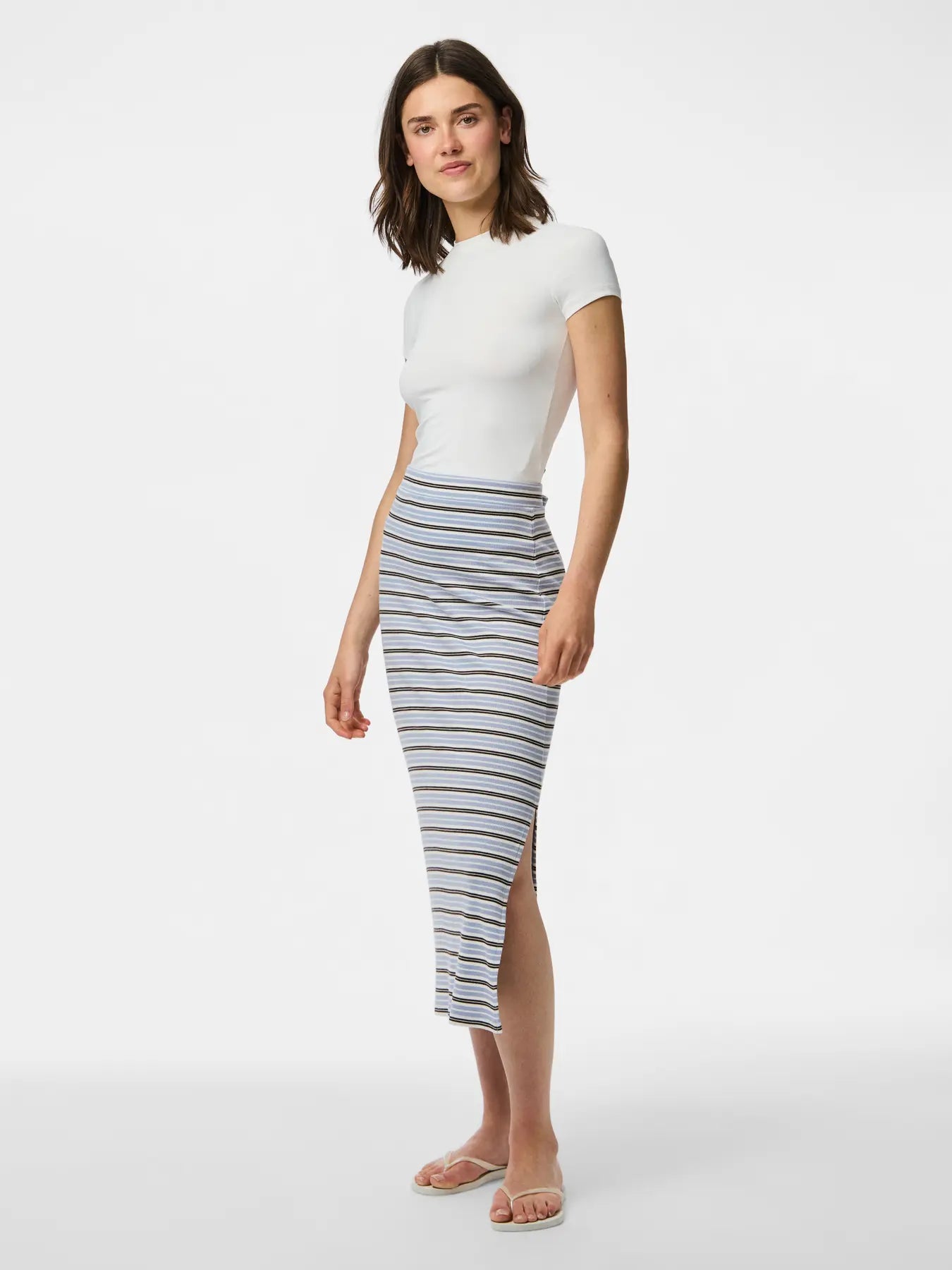 NOVEDAD Falda - Pieces